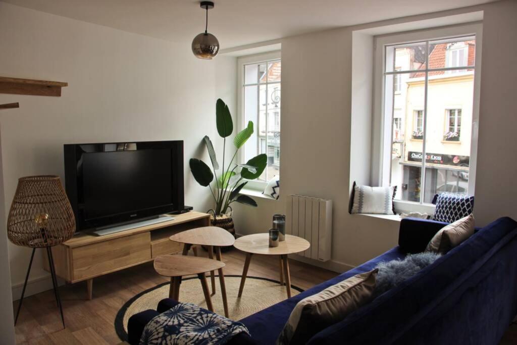 Montreuil  A Stylish Apartment In The Centre Of Town מראה חיצוני תמונה